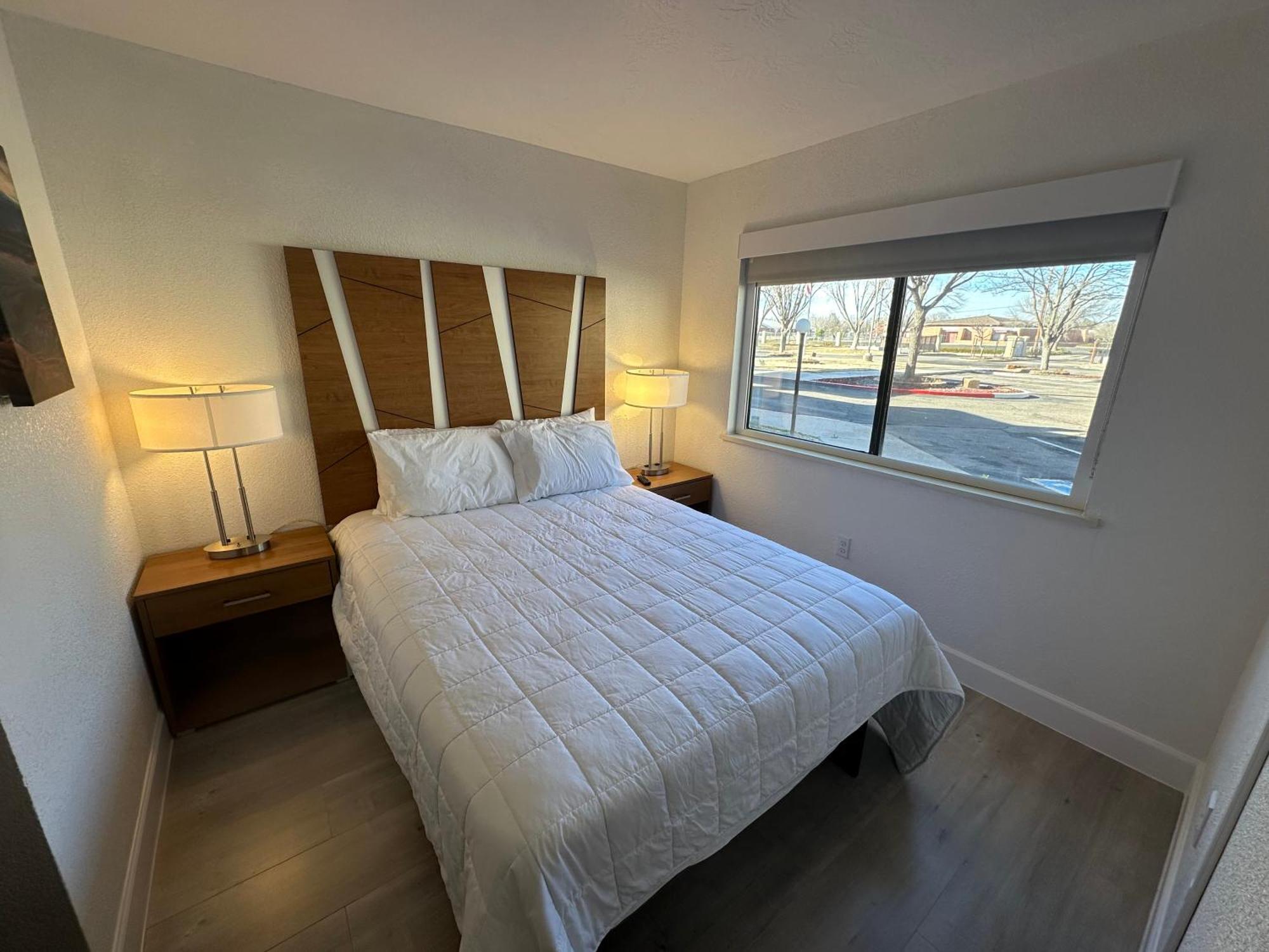 B&J Hotels 로스웰 외부 사진